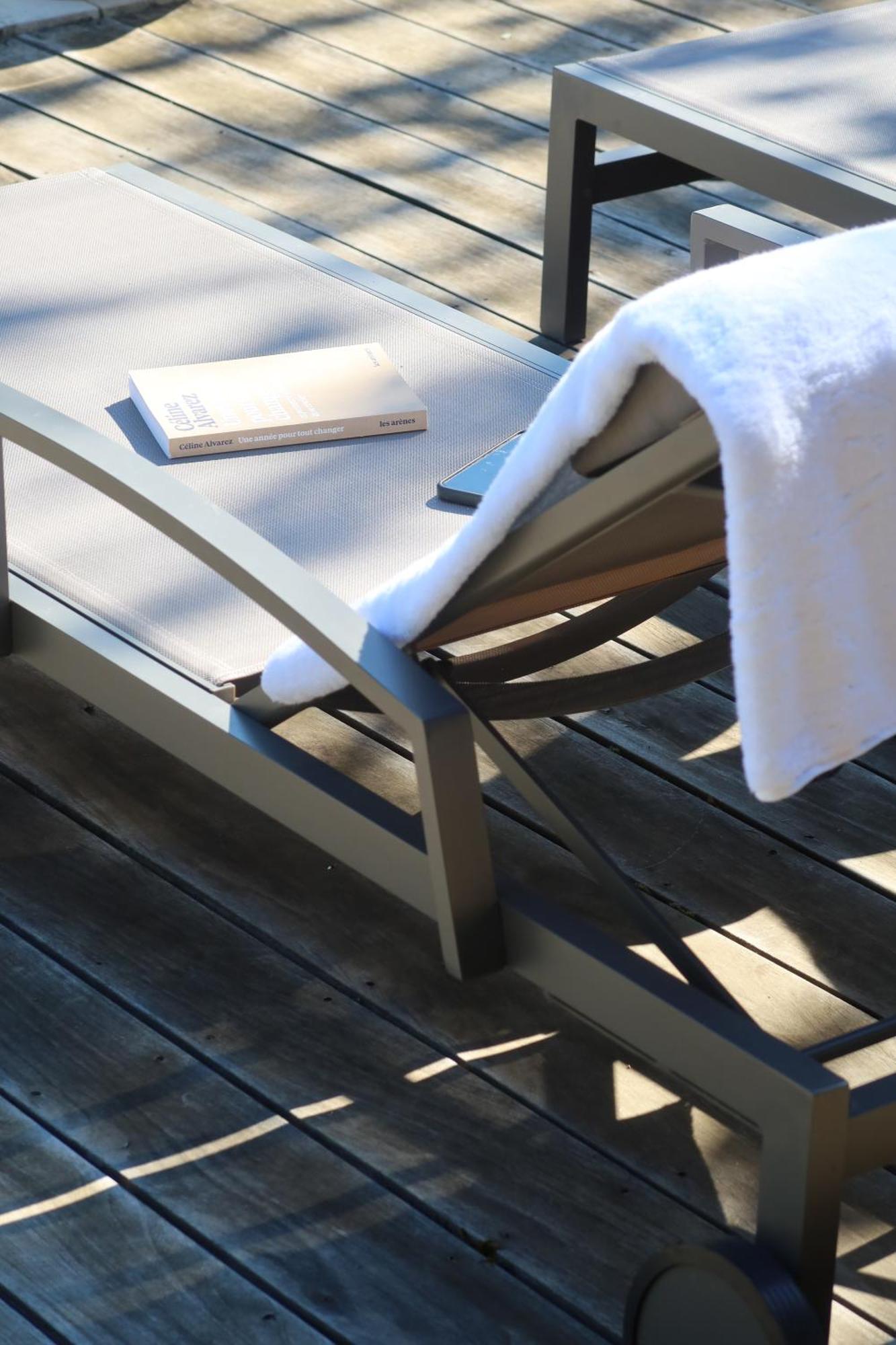 La Petite Parenthese Bed & Breakfast Chaveyriat ภายนอก รูปภาพ